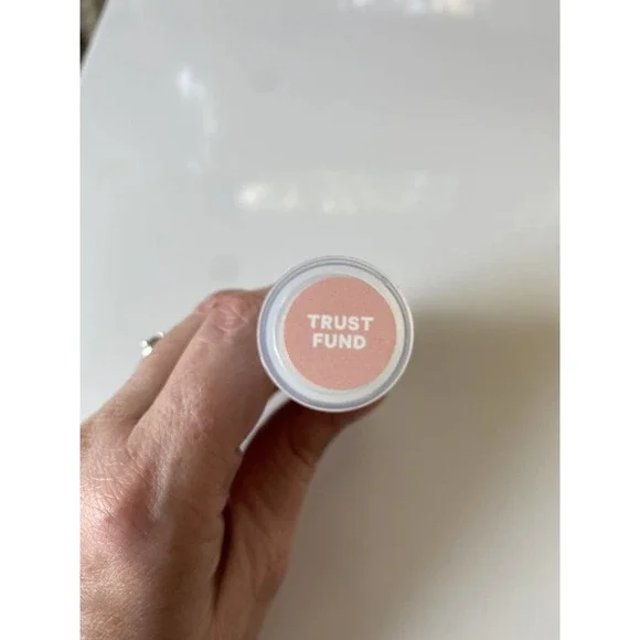 Milk Makeup Shadow Liner Trust Fund - Picture 4 of 4